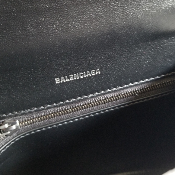 Balenciaga Small Hourglass Viper-Embossed Leather Top Handle Crossbody Bag Black - Picture 10 of 14